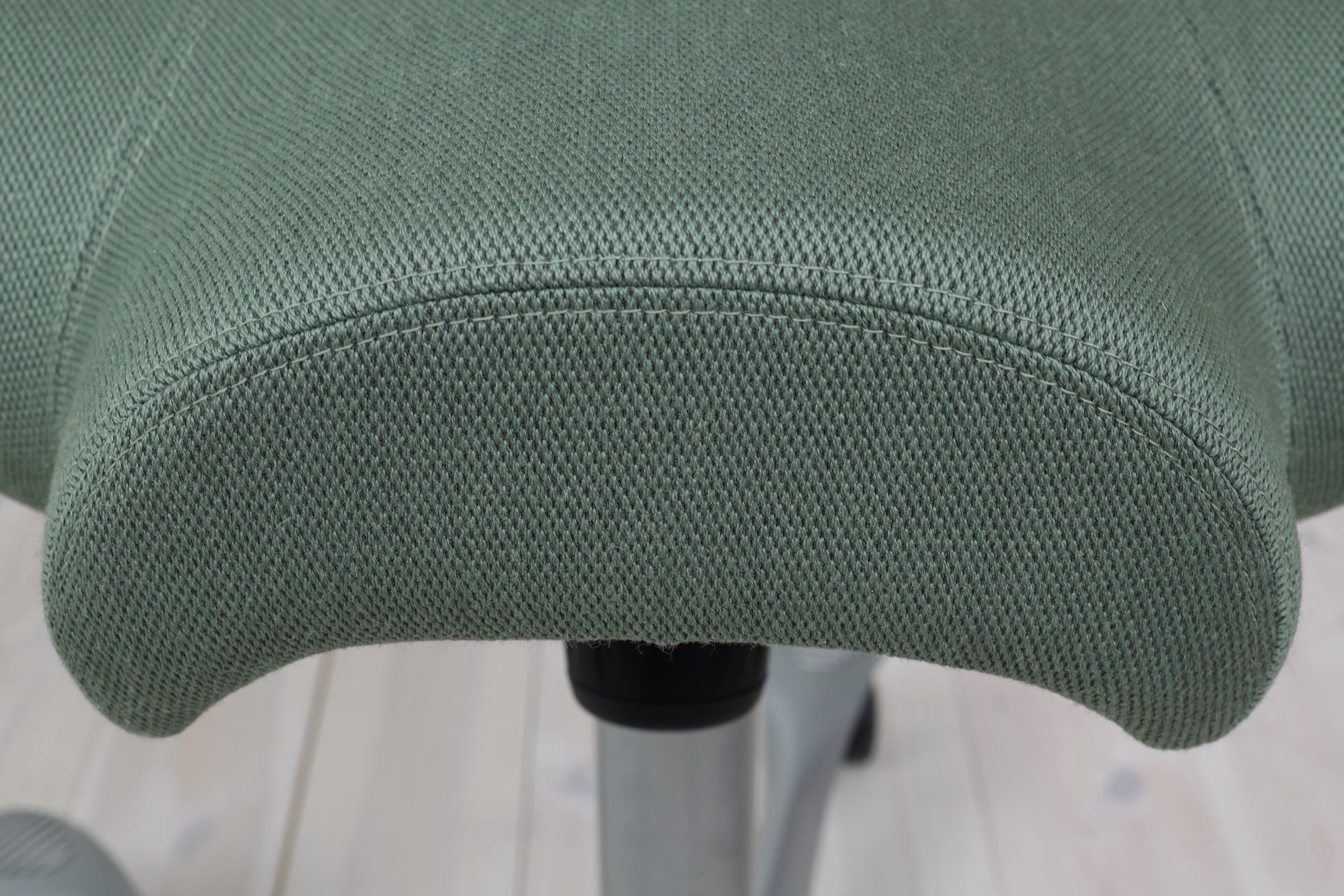 HÅG Capisco 8106 (#76) – Grønn Gandal 930