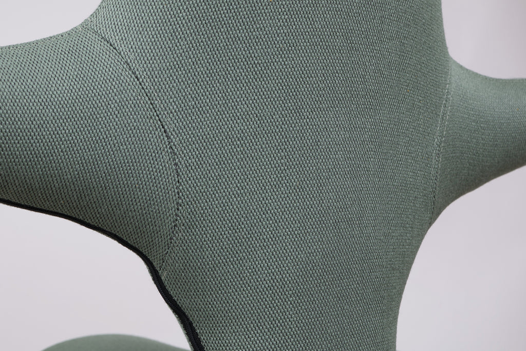 HÅG Capisco 8106 (#76) – Grønn Gandal 930