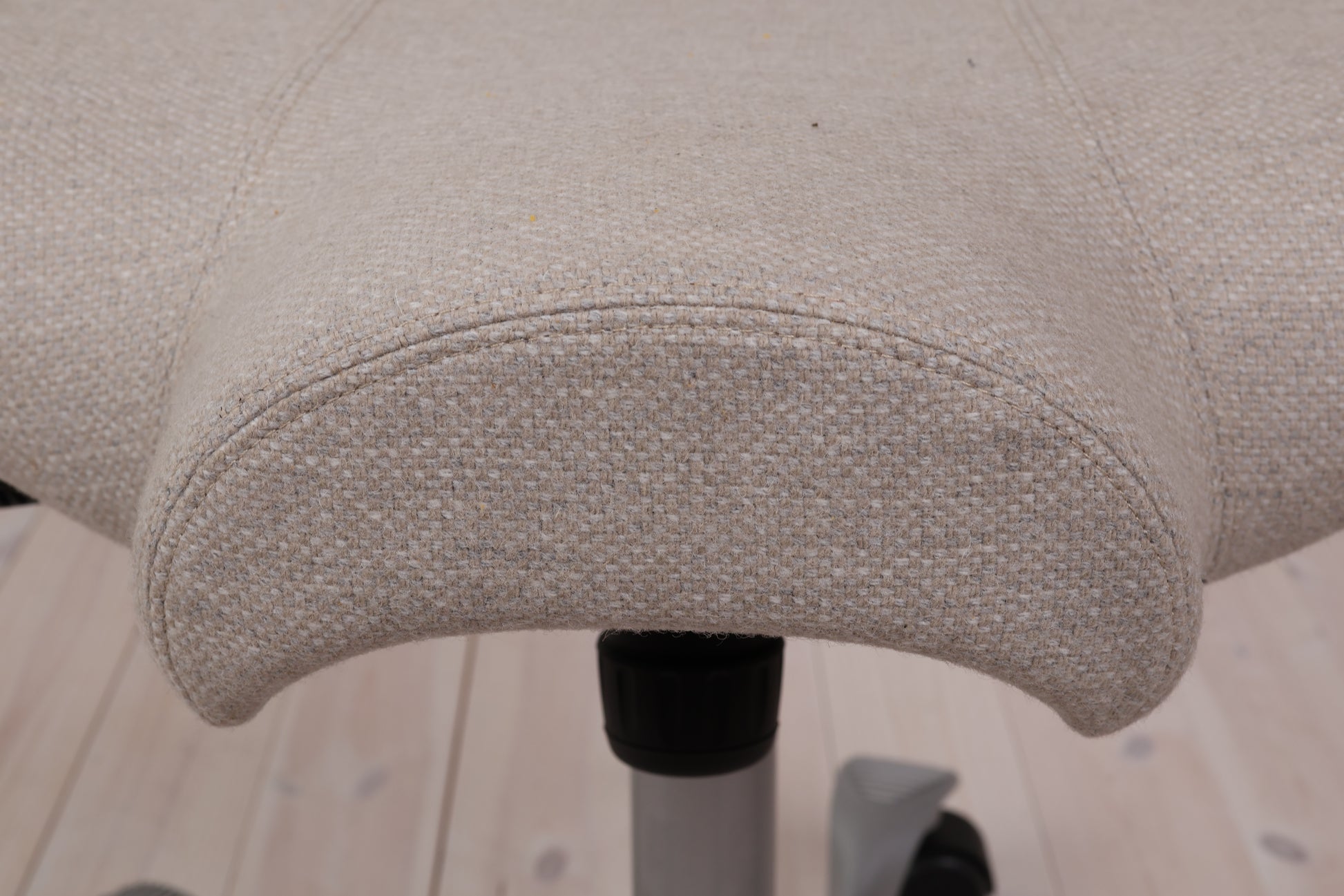 HÅG Capisco 8106 (#131) – Beige Amdal 325